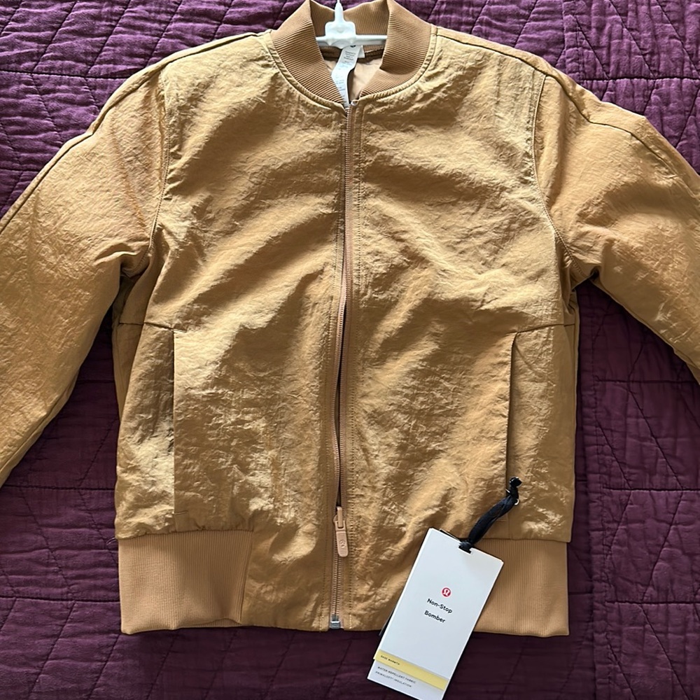 New Lululemon Non Stop Bomber